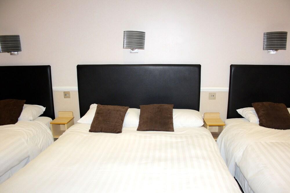 Rhodes Hotel London Exterior photo