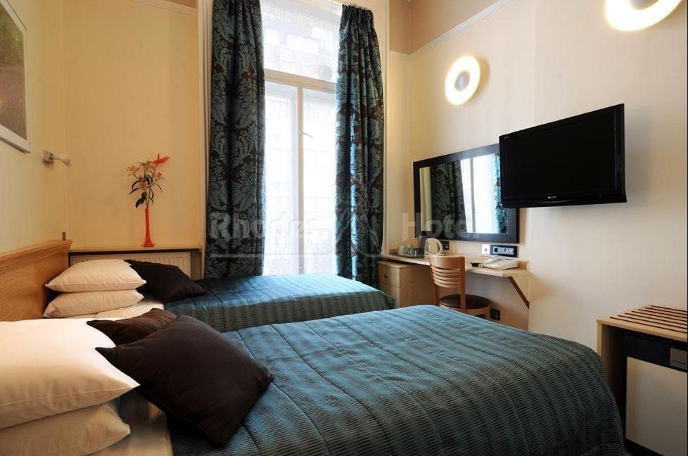 Rhodes Hotel London Exterior photo