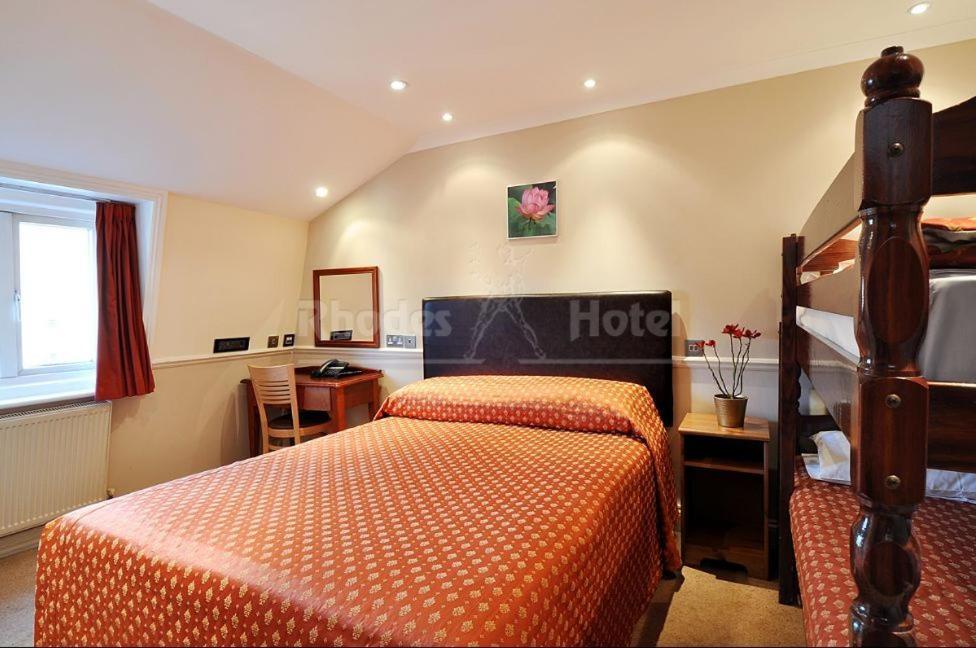 Rhodes Hotel London Exterior photo